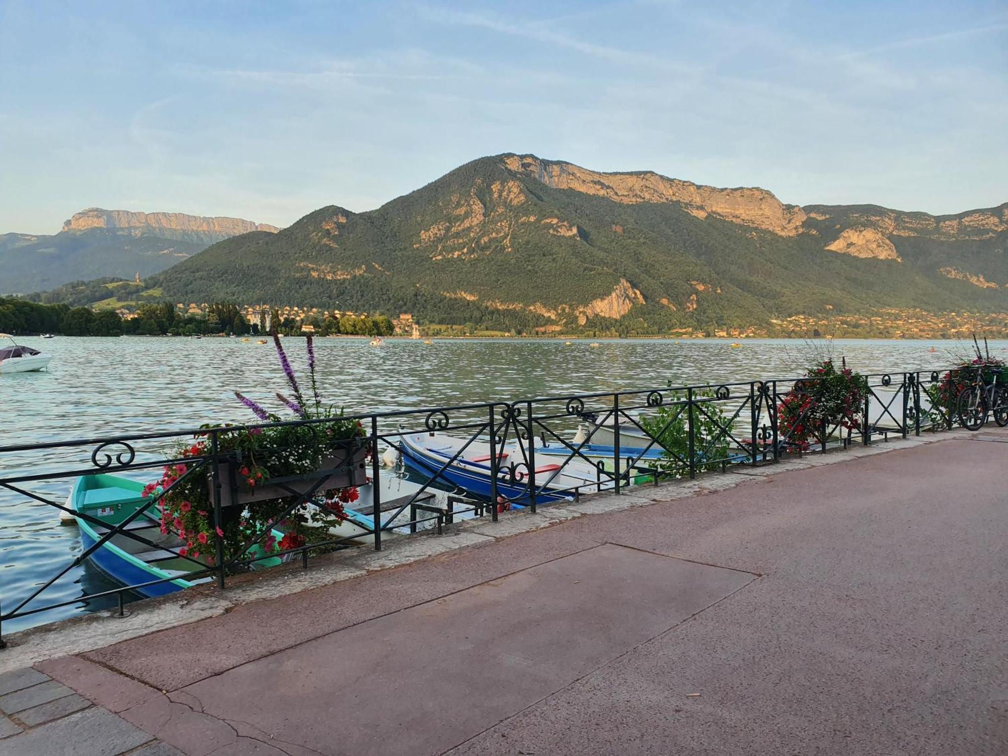 Hyper Centre Annecy Et Bord Du Lac エクステリア 写真
